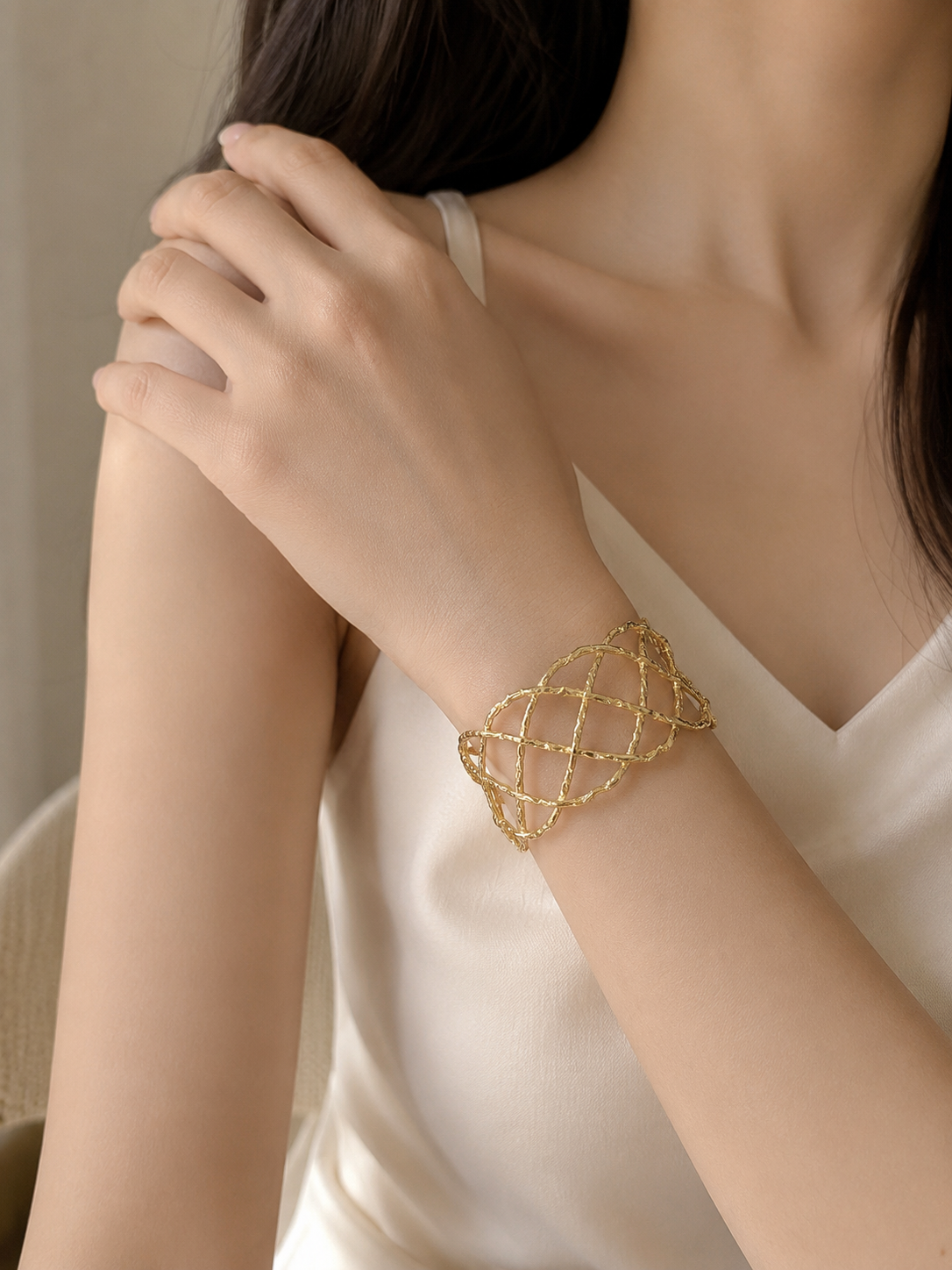 Bracelet manchette femme doré élégant – Style luxe – Acier inoxydable
